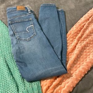 Women’s AMERICAN EAGLE jeans